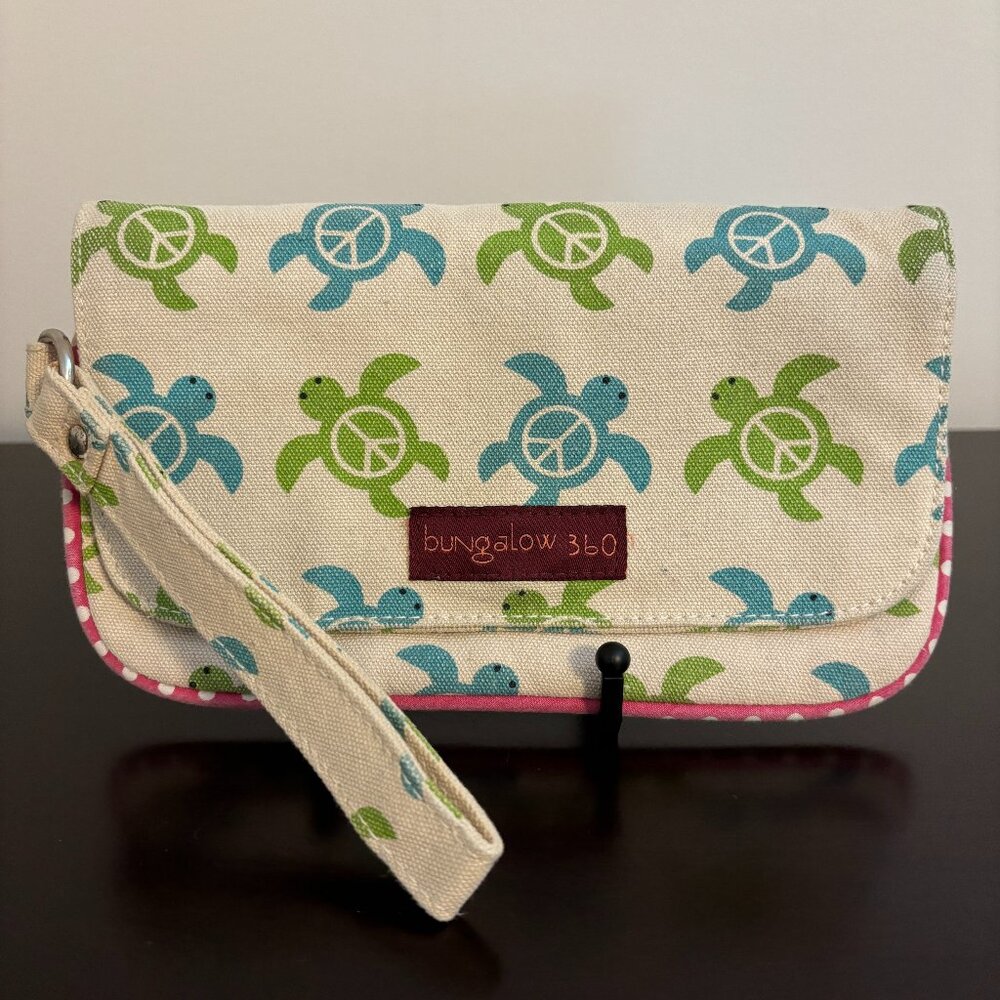 Bungalow 360 Tan Canvas Turtle Peace Sign Wristlet
